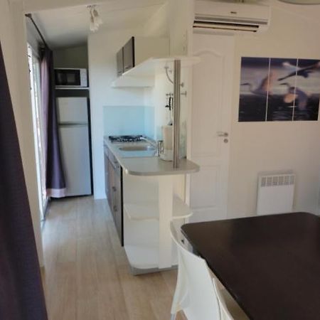 Mobil Home 6 Personnes Rocbaron Екстер'єр фото
